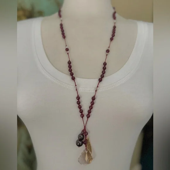 NWT $295 Chan Luu Signature Garnet Gold Mix Pendant Necklace ~ GORGEOUS!🌺